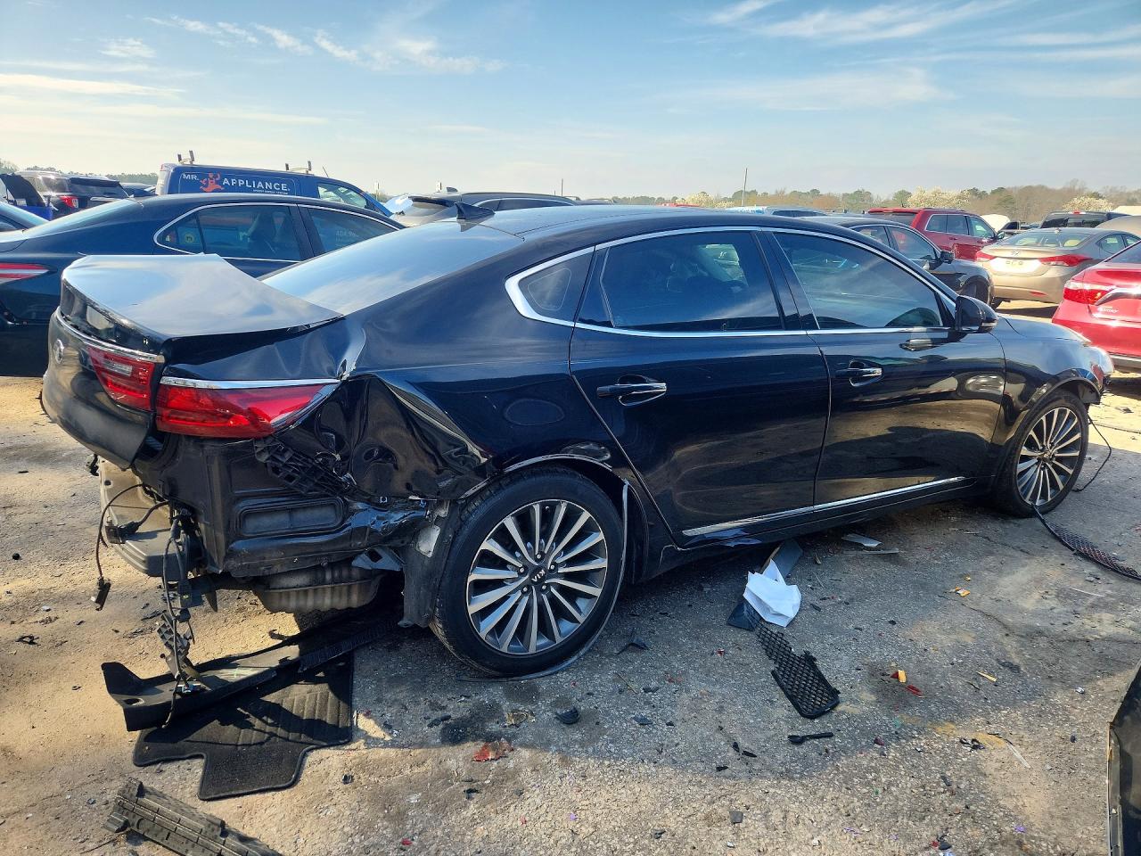2017 KIA CADENZA PREMIUM photo 5