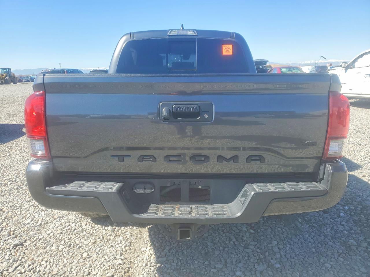 2019 TOYOTA TACOMA TRD OFF-ROAD photo 6