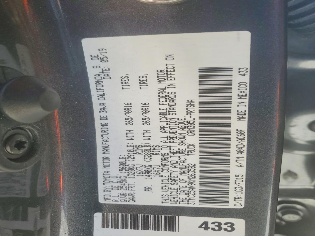 2019 TOYOTA TACOMA TRD OFF-ROAD photo 13