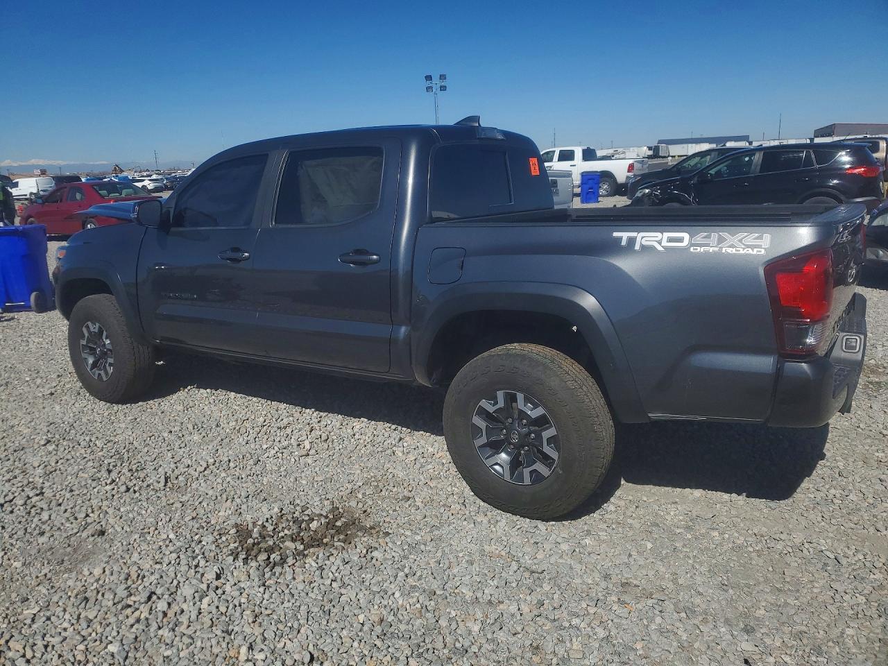 2019 TOYOTA TACOMA TRD OFF-ROAD photo 2