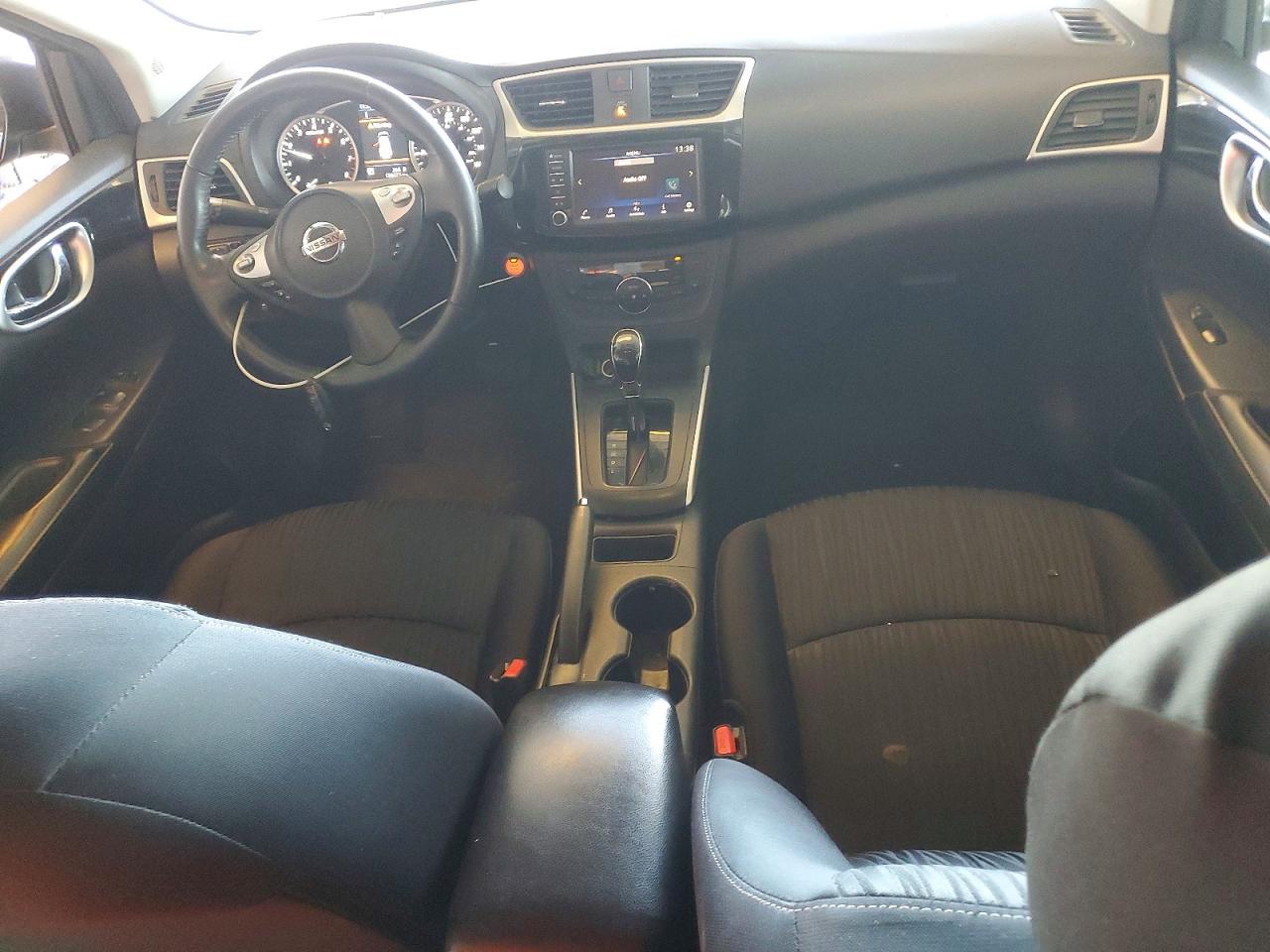 2019 NISSAN SENTRA SV photo 15