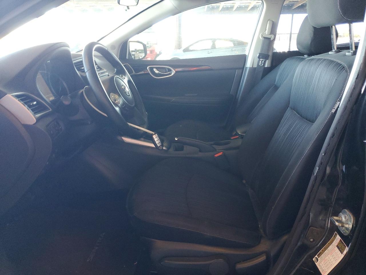 2019 NISSAN SENTRA SV photo 13