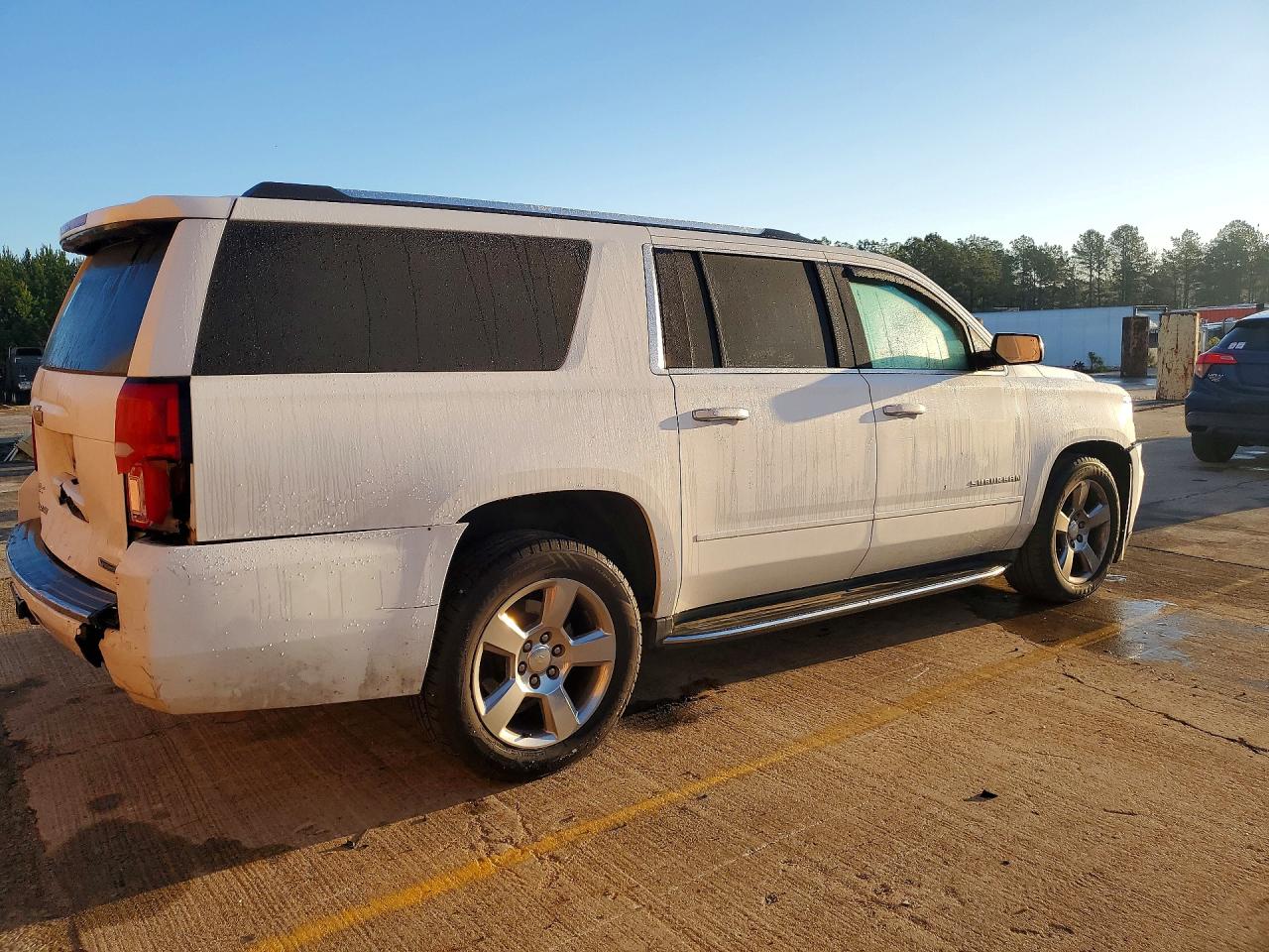 2018 CHEVROLET SUBURBAN C1500 PREMIER photo 5
