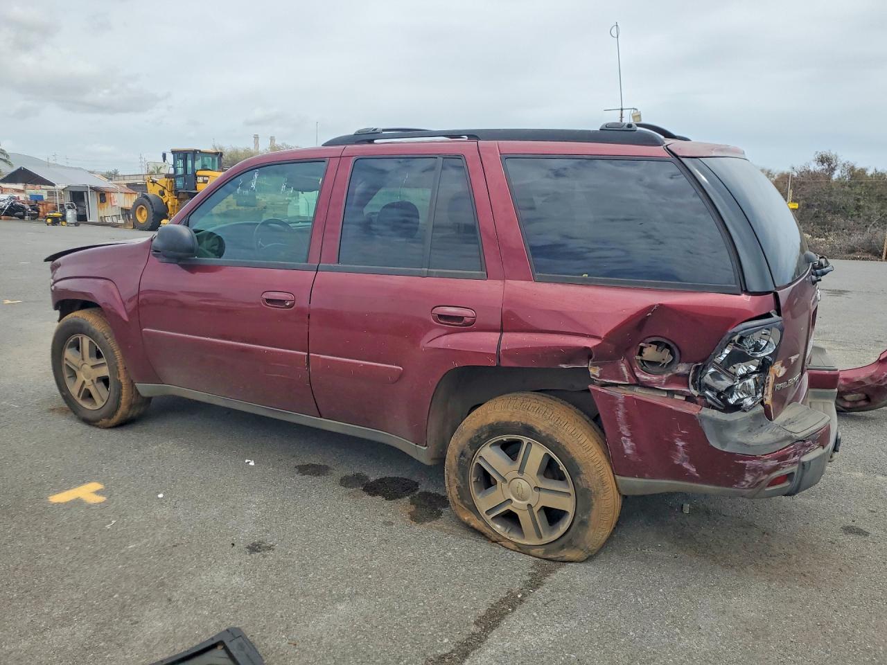 2005 CHEVROLET TRAILBLAZER LS photo 2