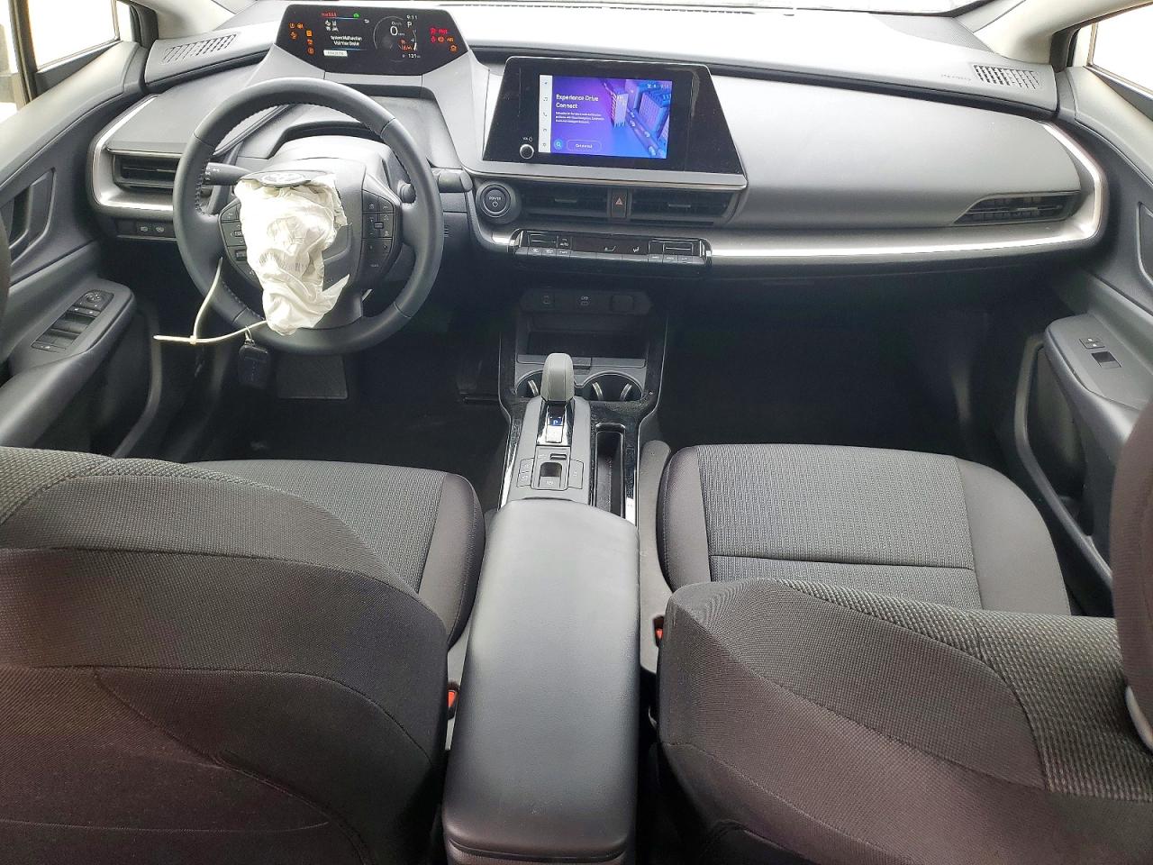 2024 TOYOTA PRIUS LE photo 15
