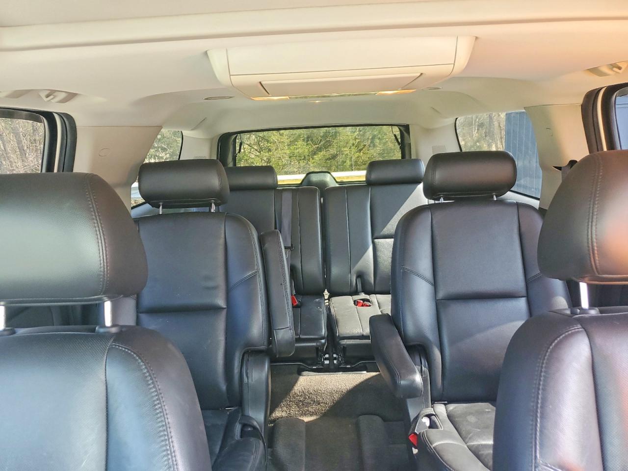 2010 GMC YUKON XL K1500 SLT photo 28