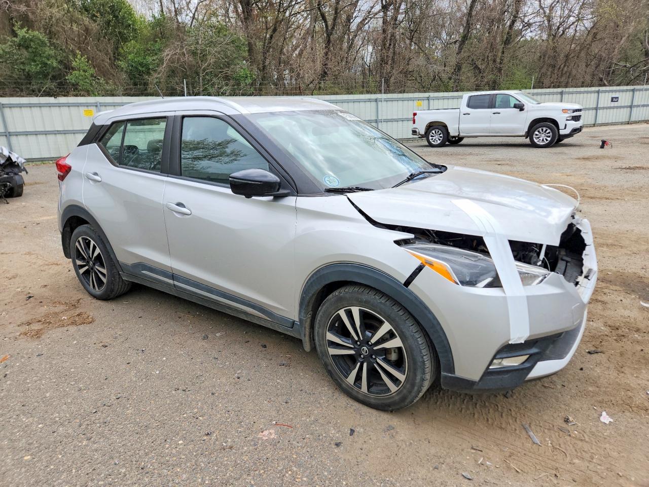 2019 NISSAN KICKS SR photo 7