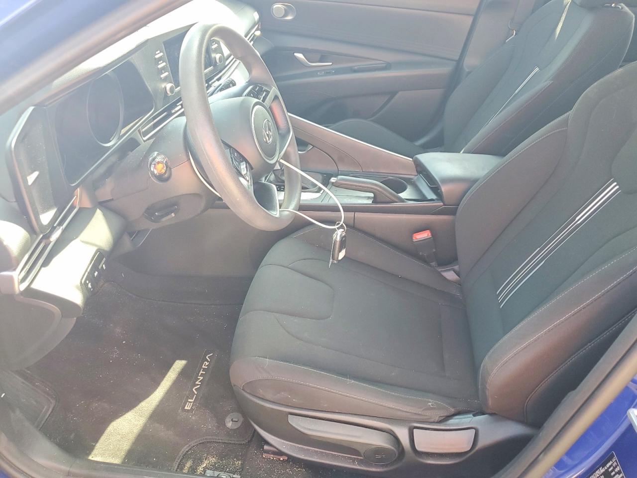 2022 HYUNDAI ELANTRA SEL photo 7