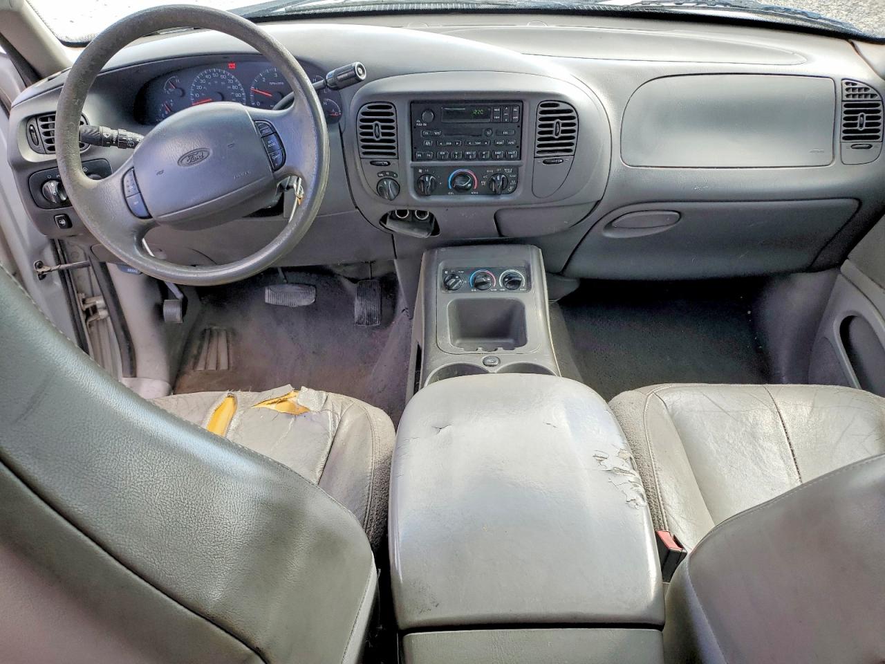 2001 FORD EXPEDITION XLT photo 22
