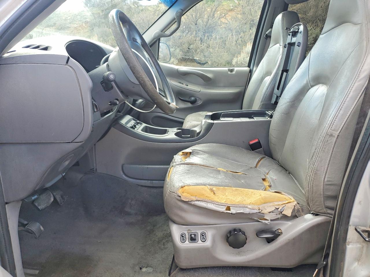 2001 FORD EXPEDITION XLT photo 19