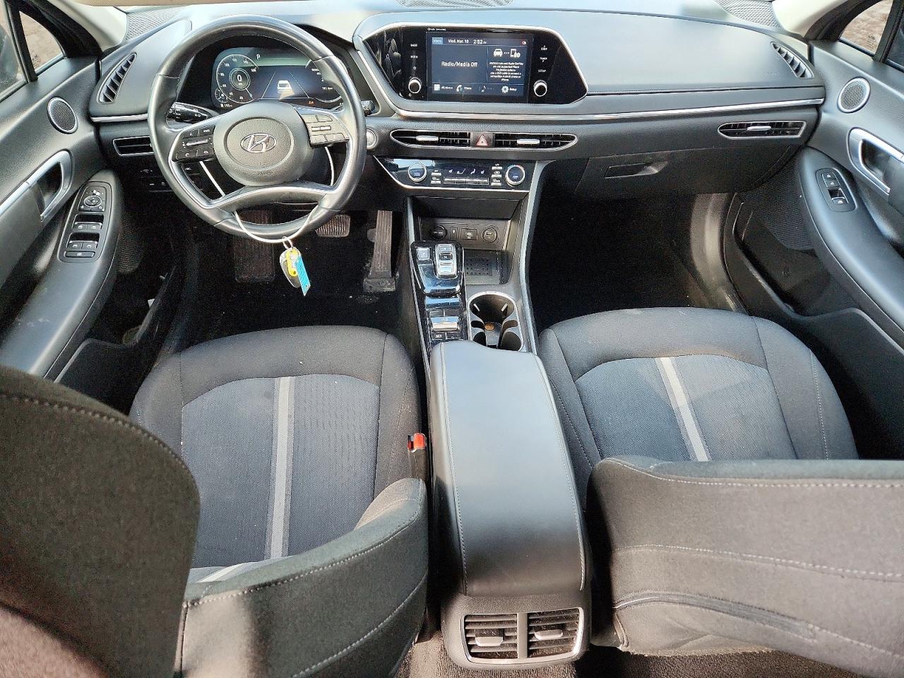 2020 HYUNDAI SONATA SEL photo 22