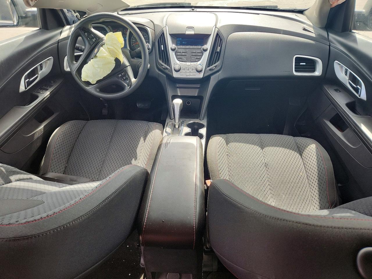2013 CHEVROLET EQUINOX LS photo 8