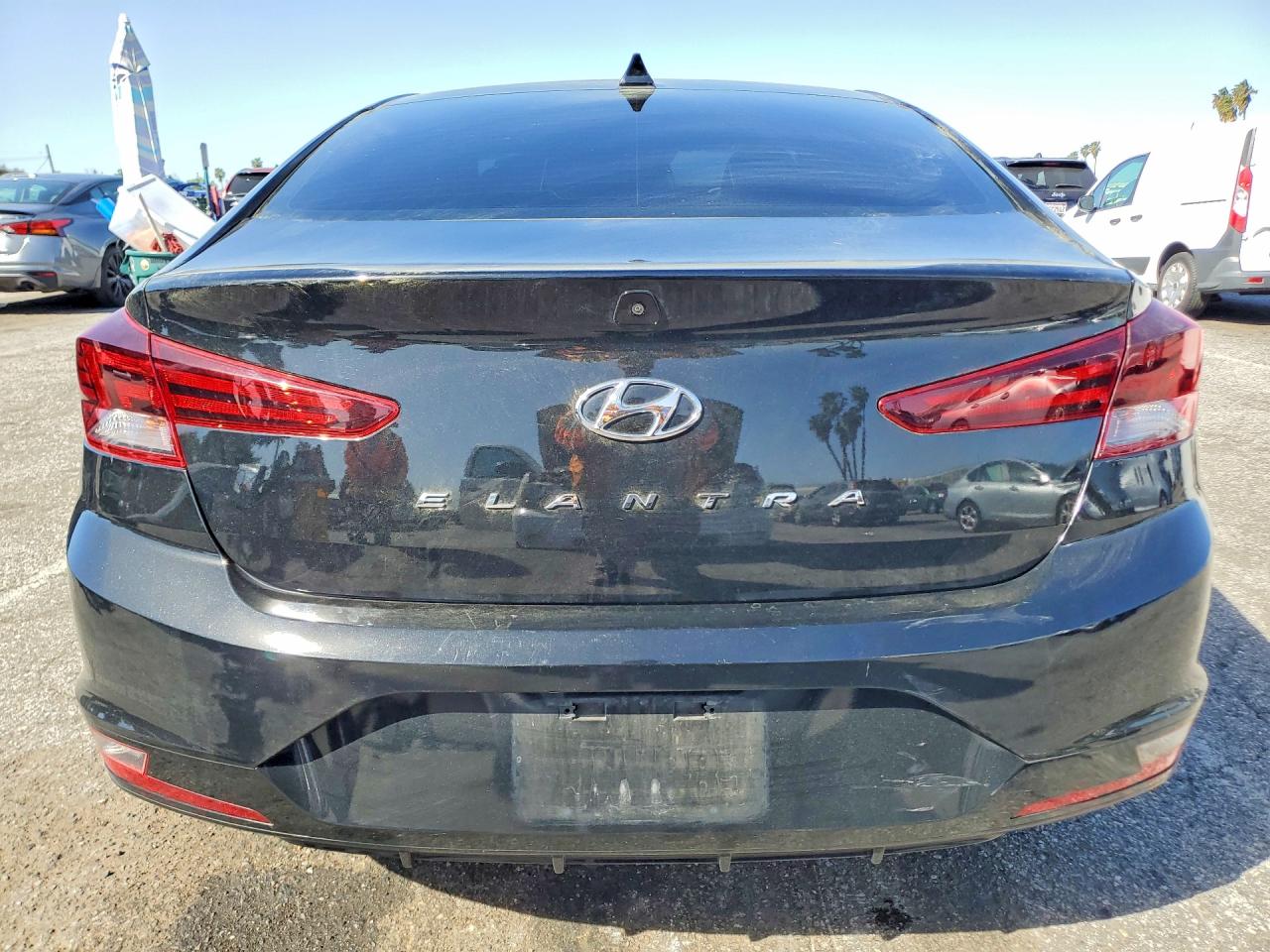 2020 HYUNDAI ELANTRA SEL photo 11