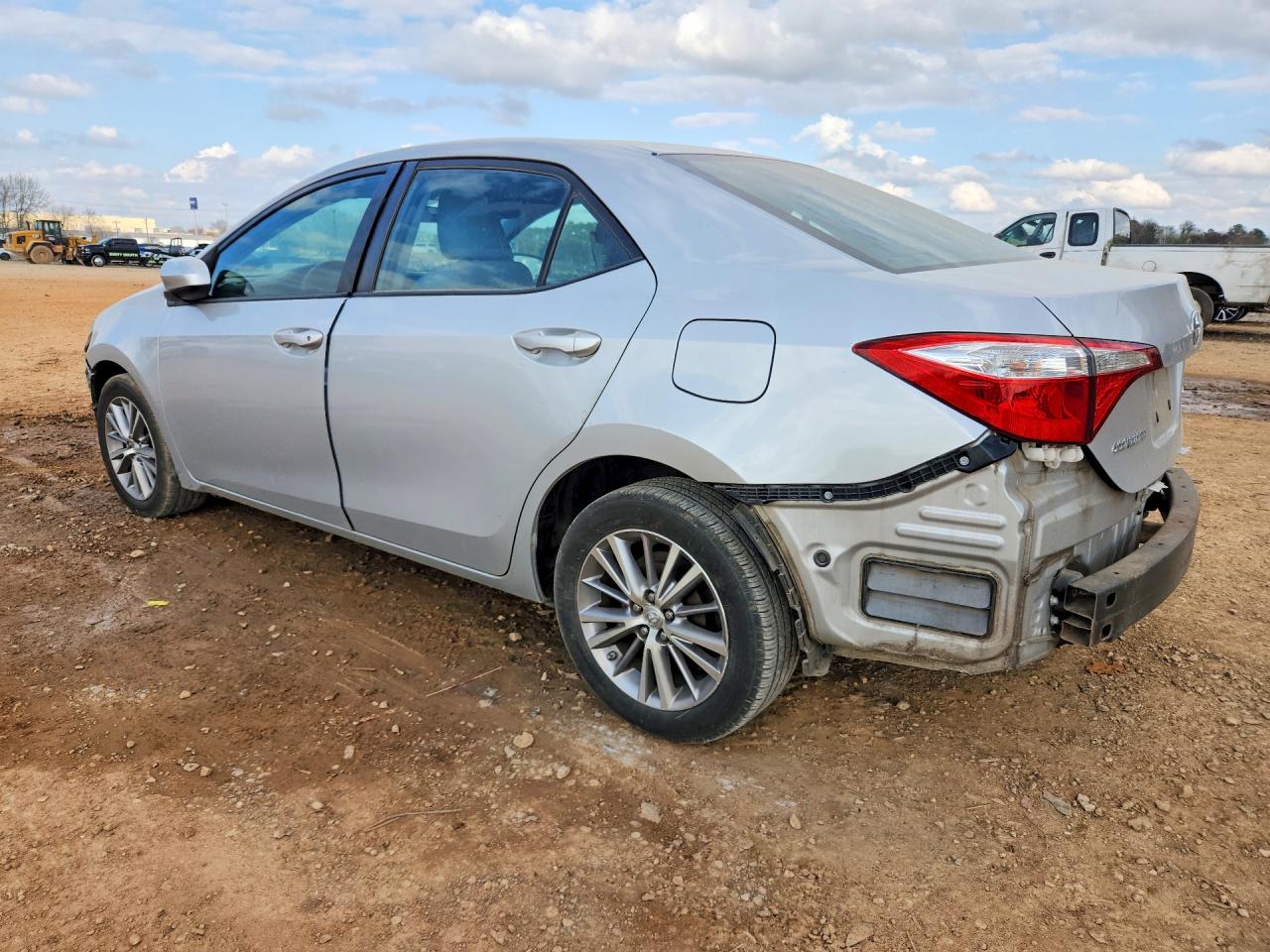 2014 TOYOTA COROLLA LE PLUS photo 2