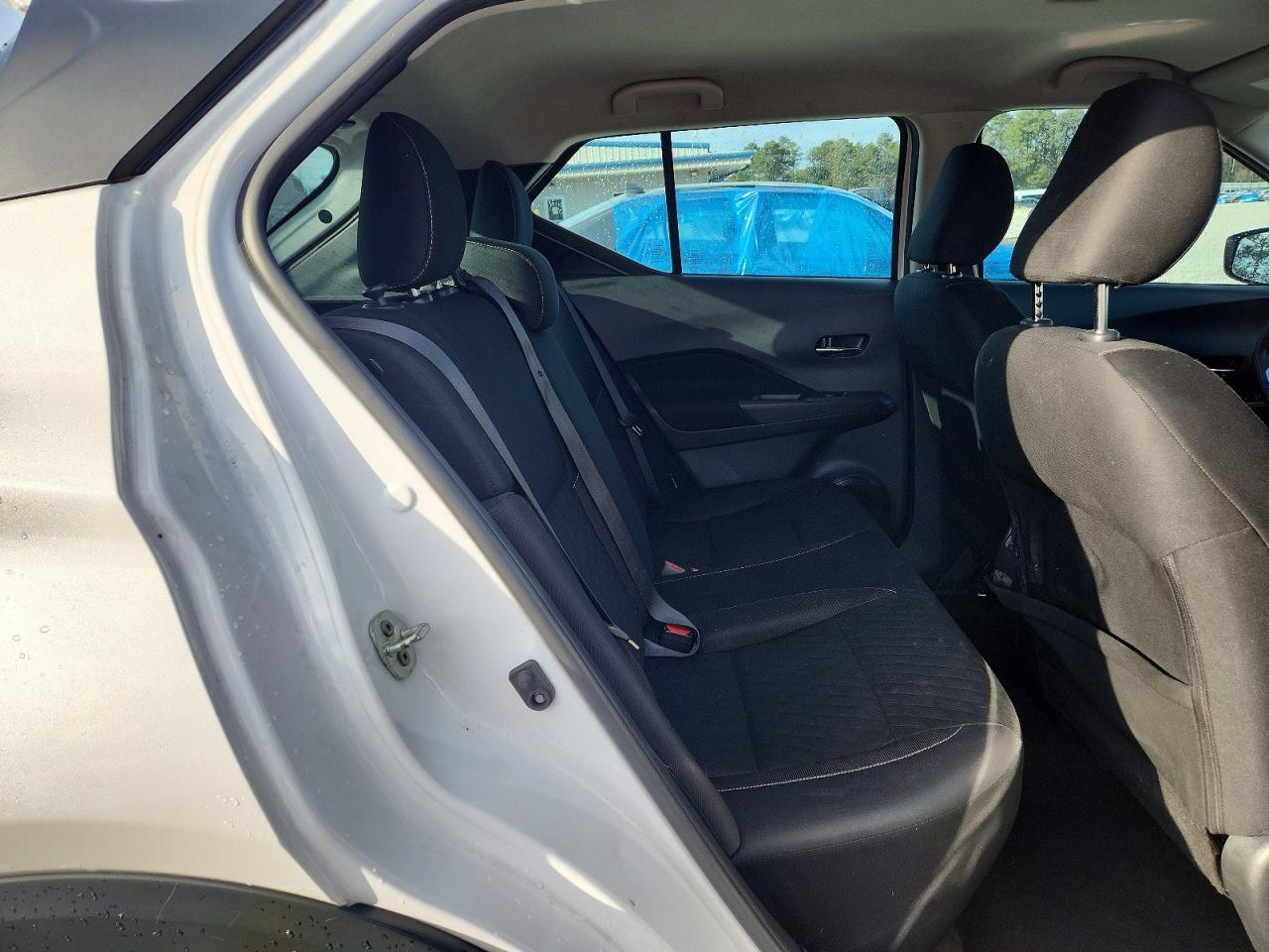 2022 NISSAN KICKS SV photo 10