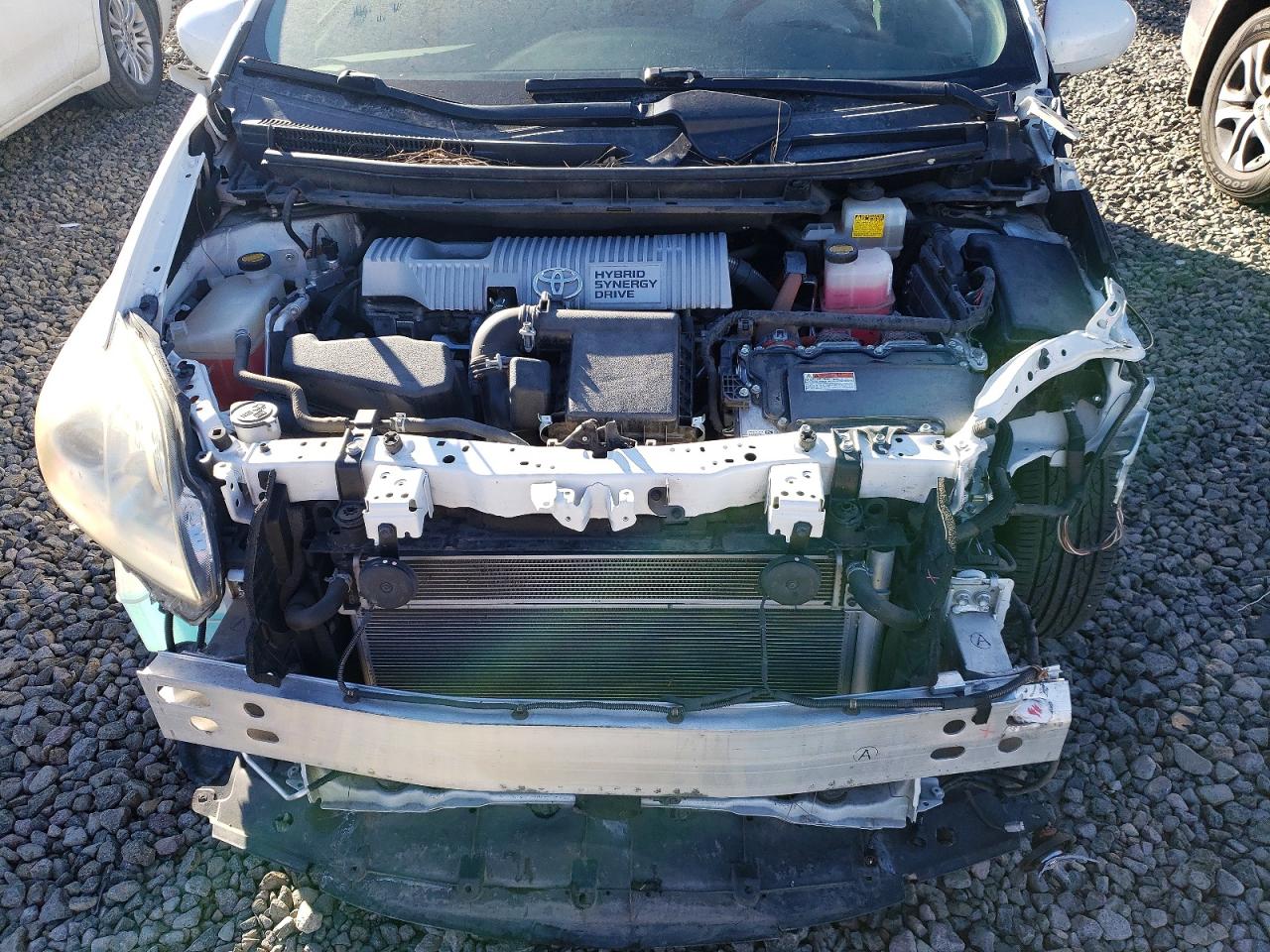 2013 TOYOTA PRIUS TWO photo 21