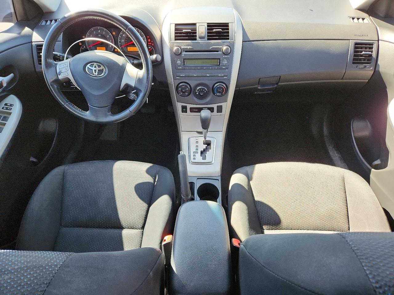2010 TOYOTA COROLLA S photo 8