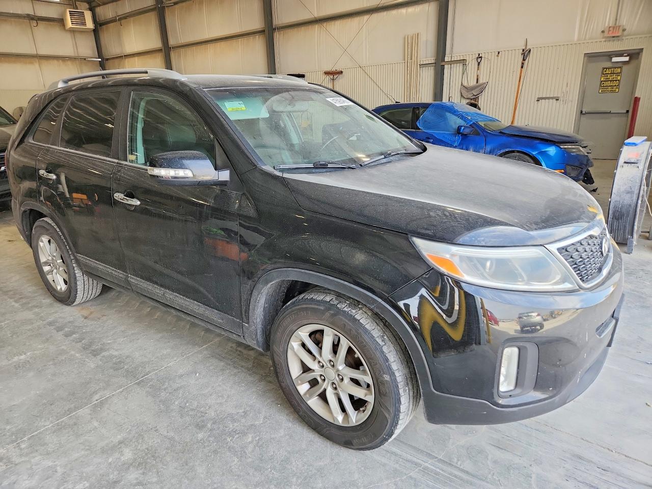 2014 KIA SORENTO LX photo 7