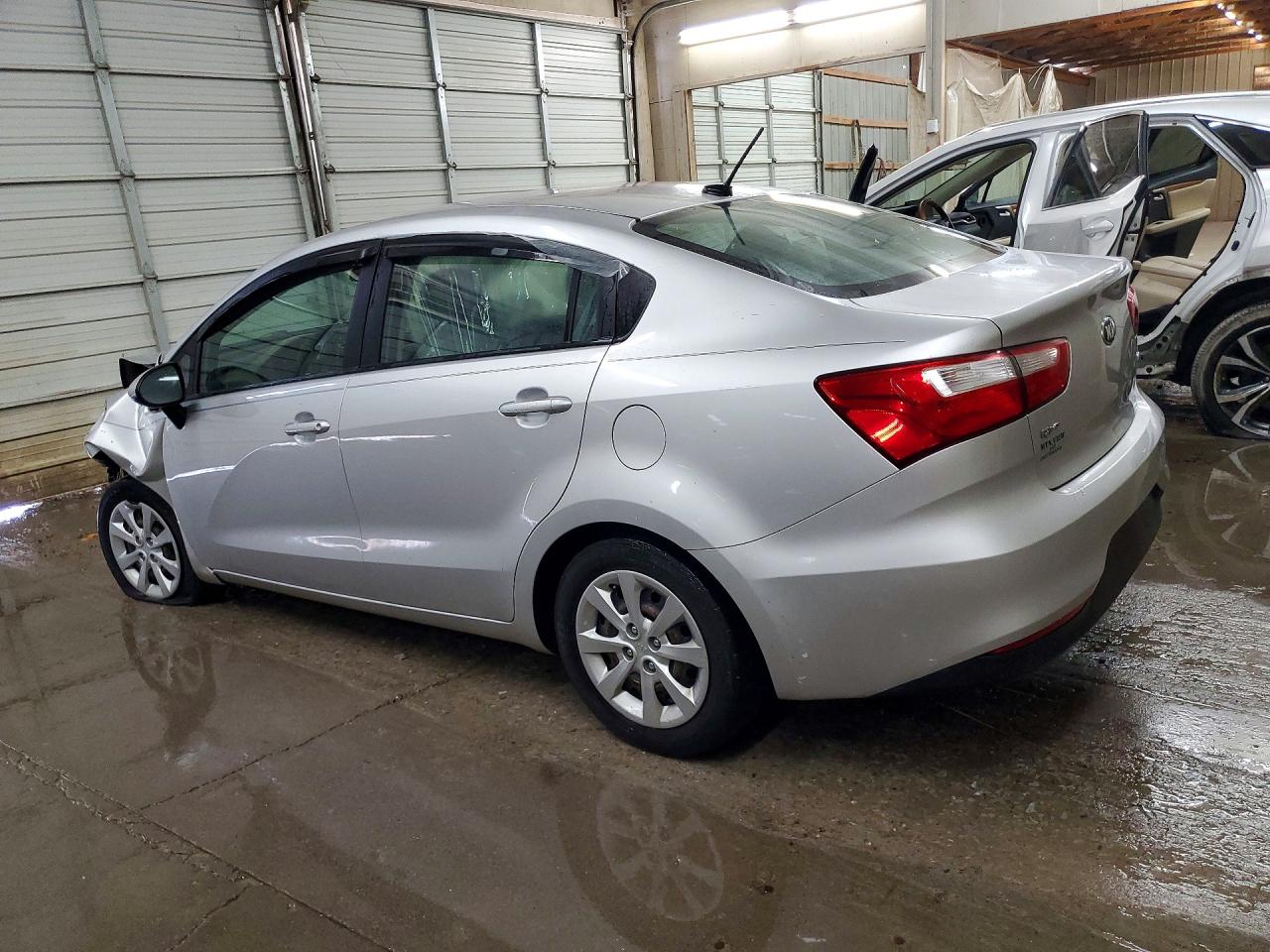 2016 KIA RIO LX photo 4
