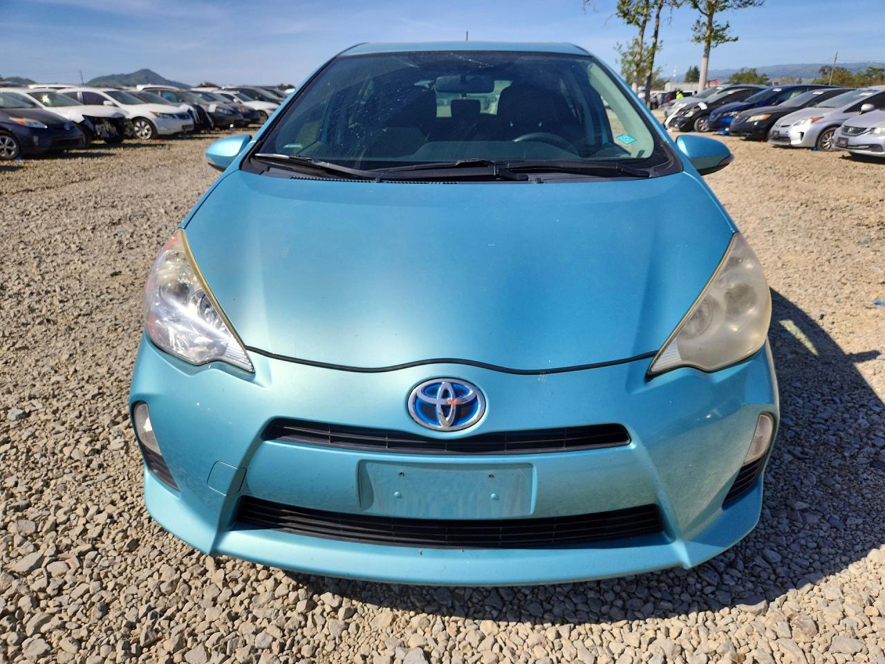 2014 TOYOTA PRIUS photo 5