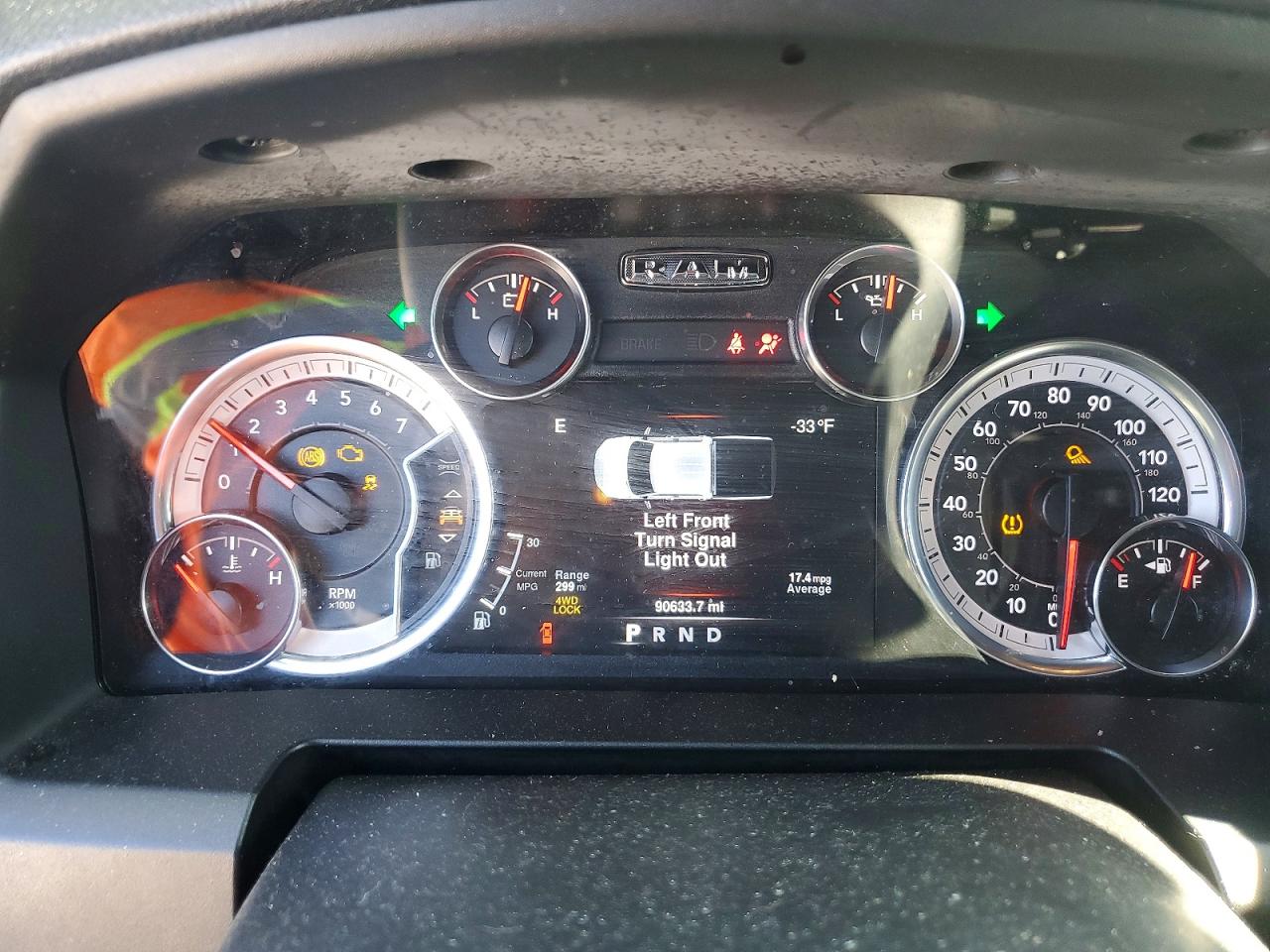 2022 RAM 1500 CLASSIC SLT photo 17
