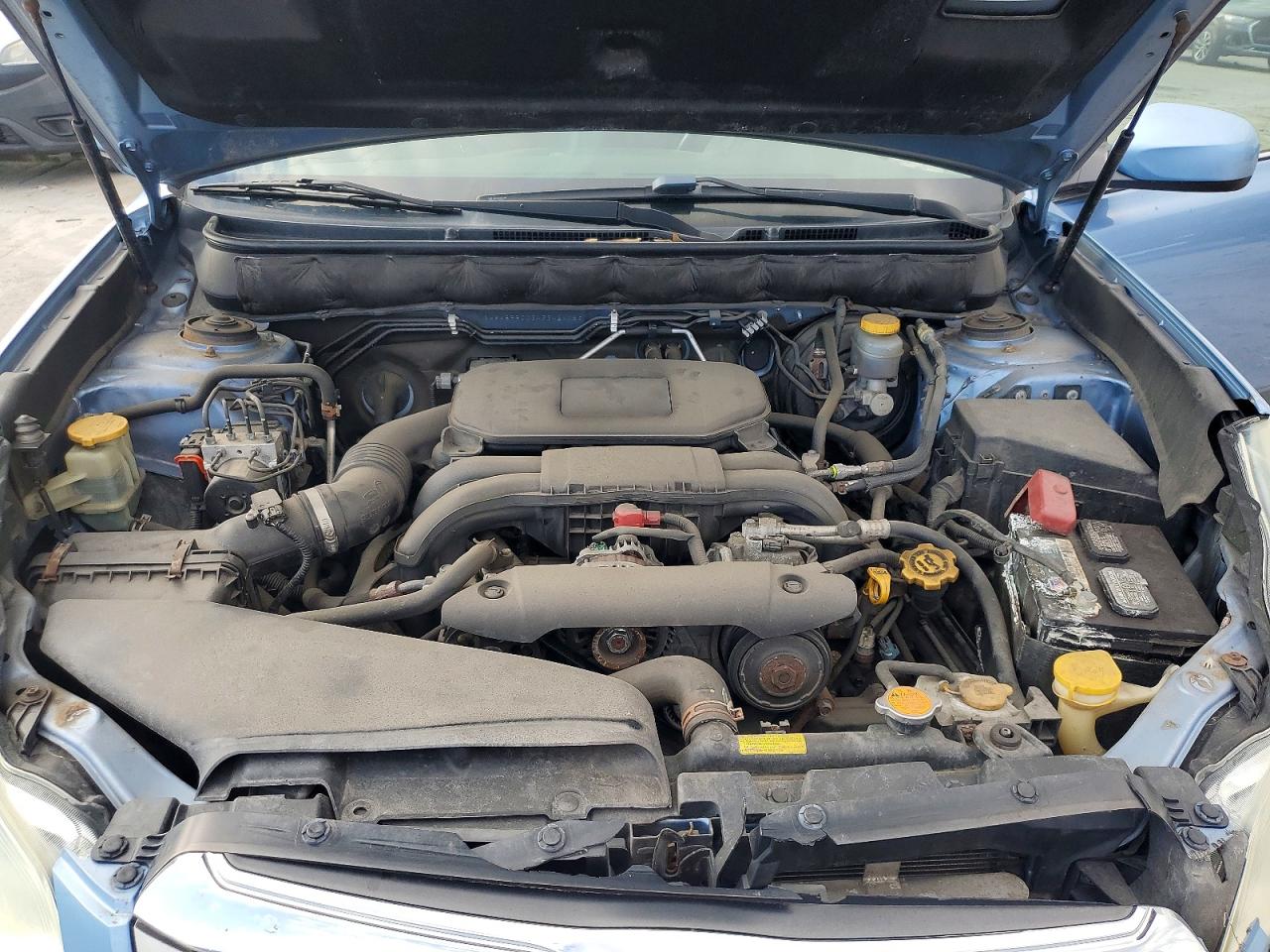 2010 SUBARU OUTBACK 2.5I PREMIUM photo 12