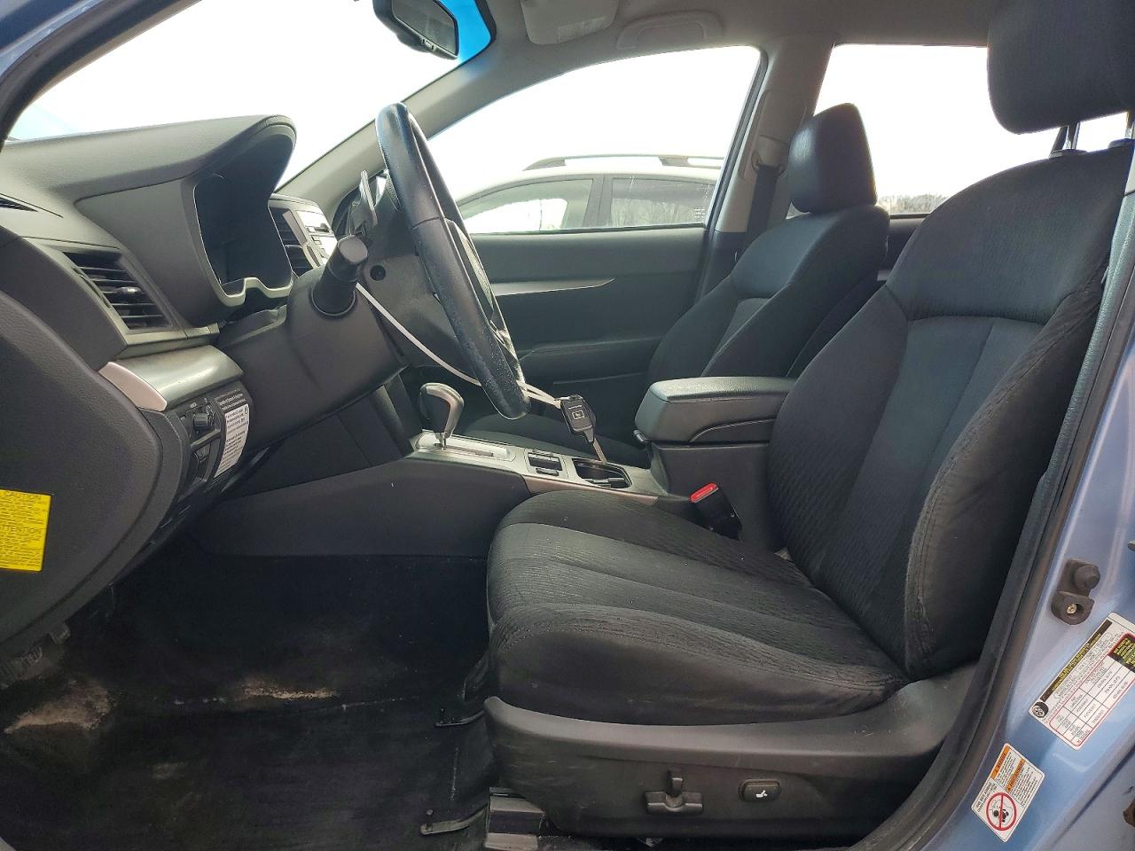 2010 SUBARU OUTBACK 2.5I PREMIUM photo 7