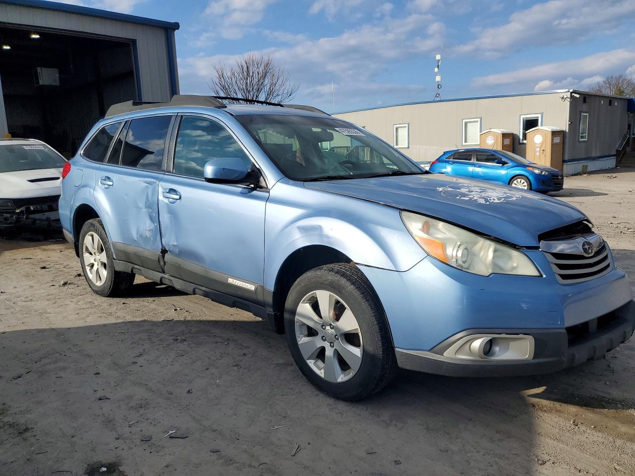 2010 SUBARU OUTBACK 2.5I PREMIUM photo 4