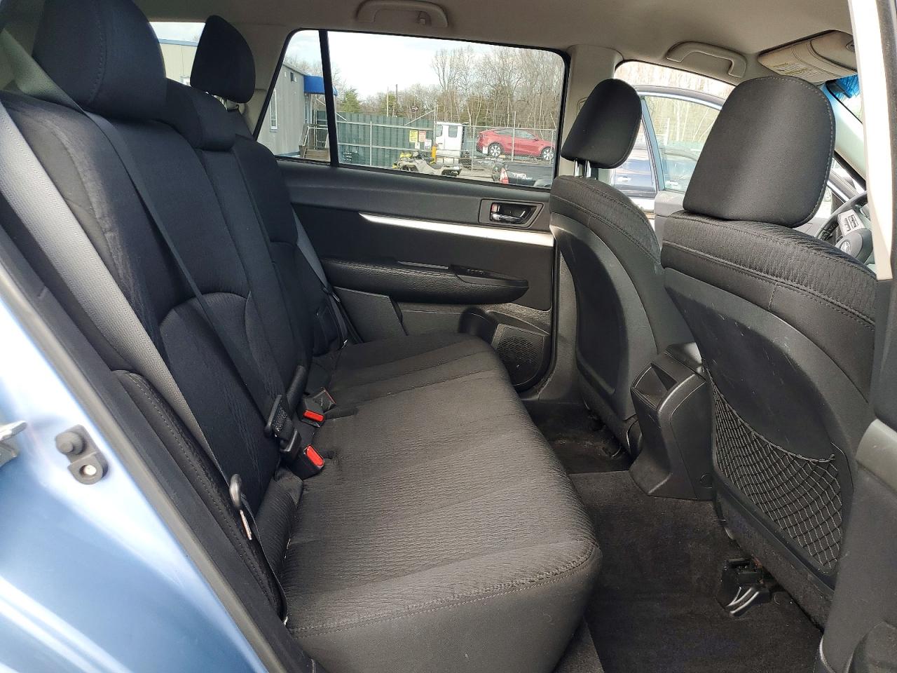 2010 SUBARU OUTBACK 2.5I PREMIUM photo 11