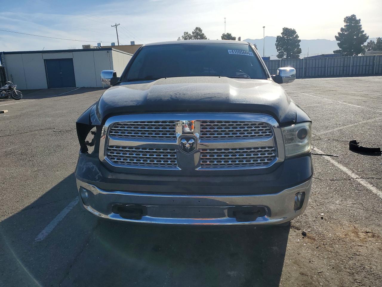 2013 RAM 1500 LARAMIE photo 5