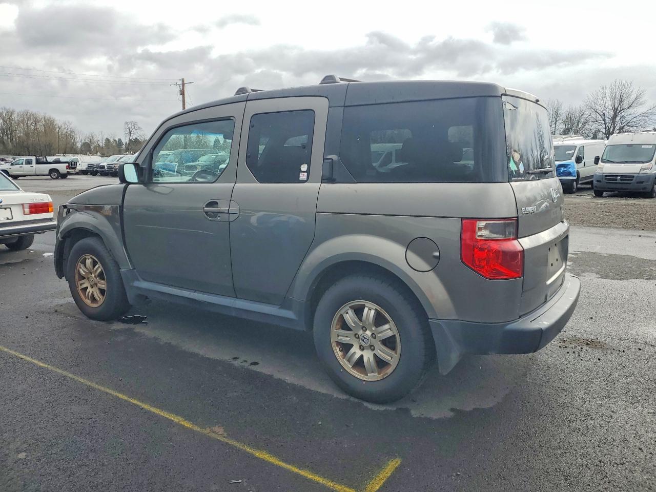 2007 HONDA ELEMENT EX photo 2