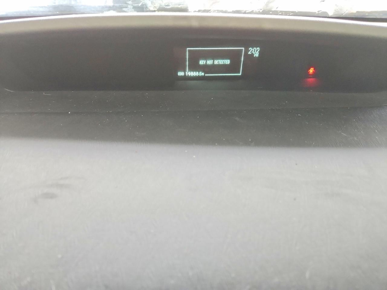 2011 TOYOTA PRIUS THREE photo 17