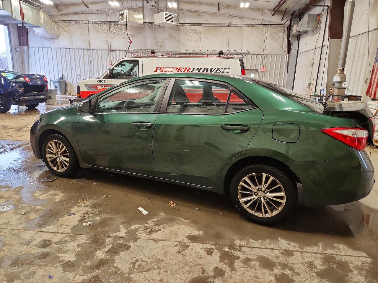 2015 TOYOTA COROLLA LE PLUS photo 3