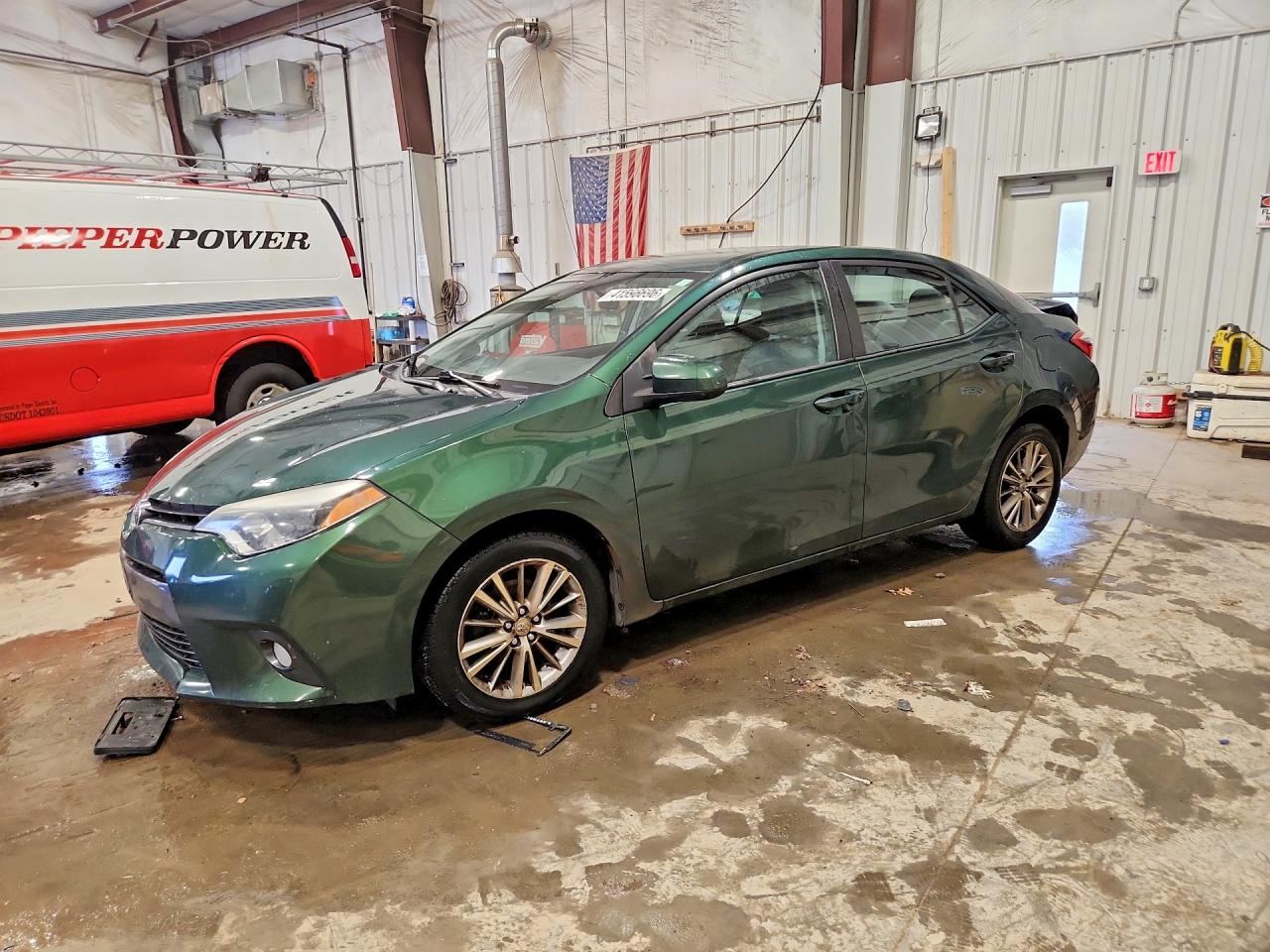 2015 TOYOTA COROLLA