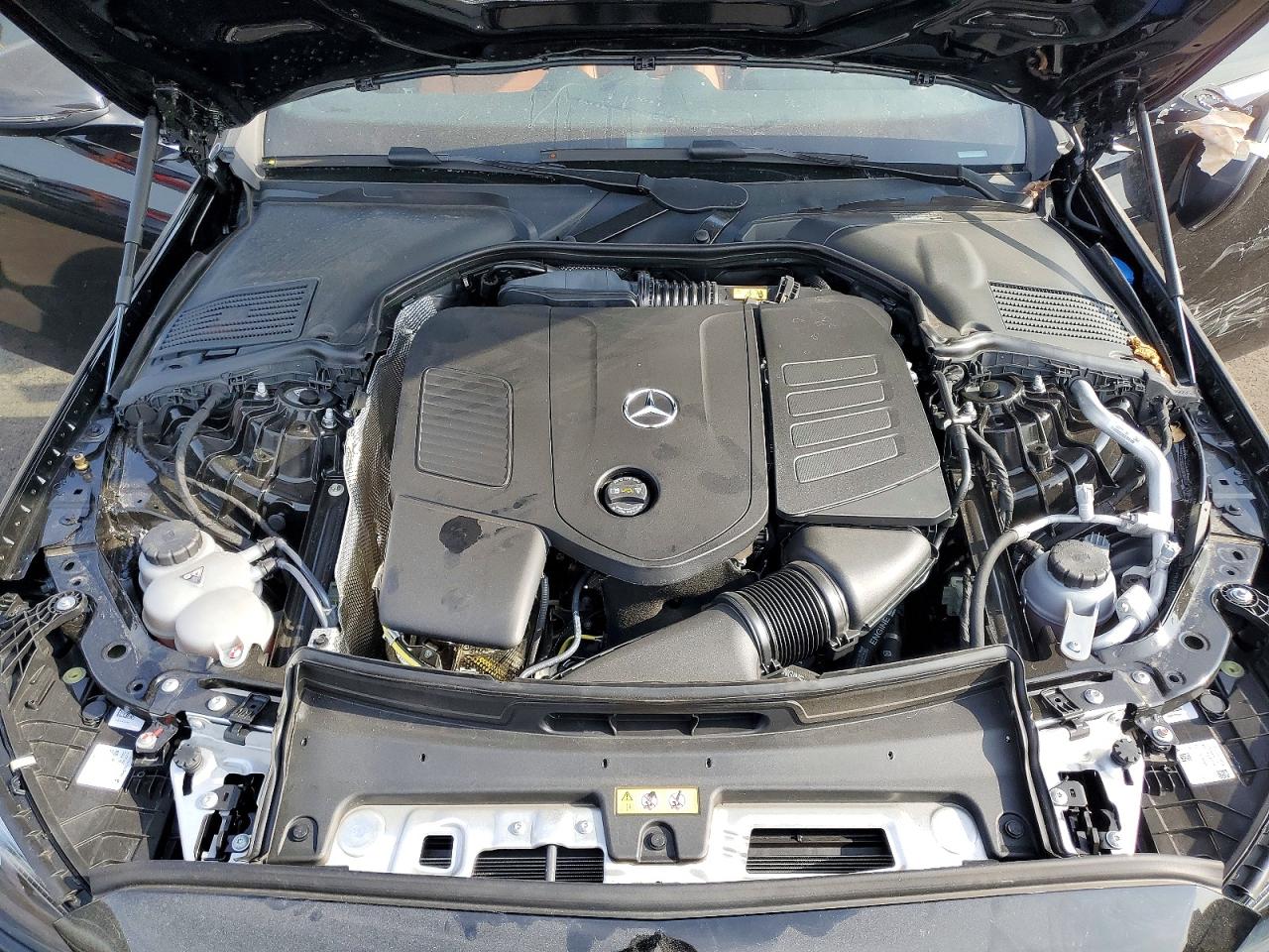 2025 MERCEDES-BENZ C 300 photo 11