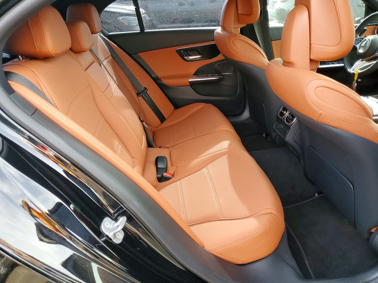 2025 MERCEDES-BENZ C 300 photo 10