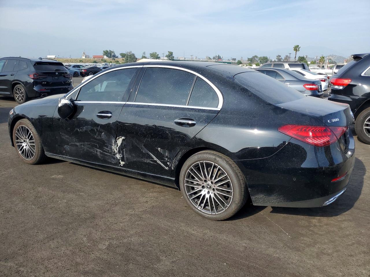 2025 MERCEDES-BENZ C 300 photo 2