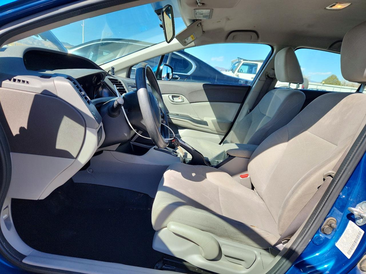 2012 HONDA CIVIC LX photo 13