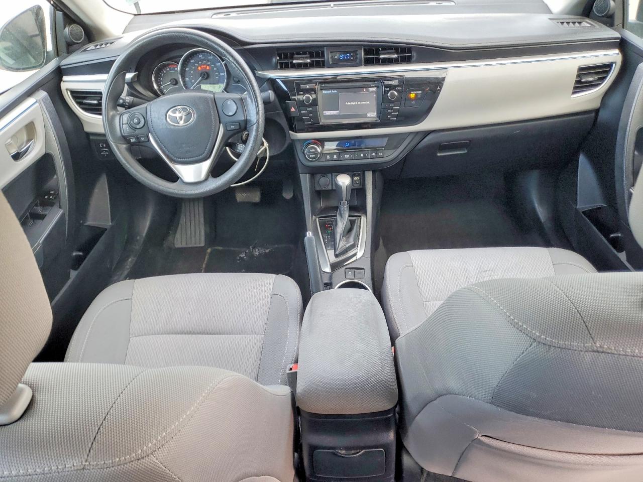 2015 TOYOTA COROLLA photo 8