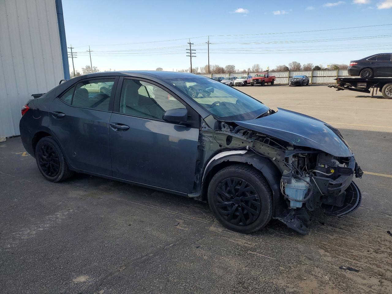 2015 TOYOTA COROLLA photo 4