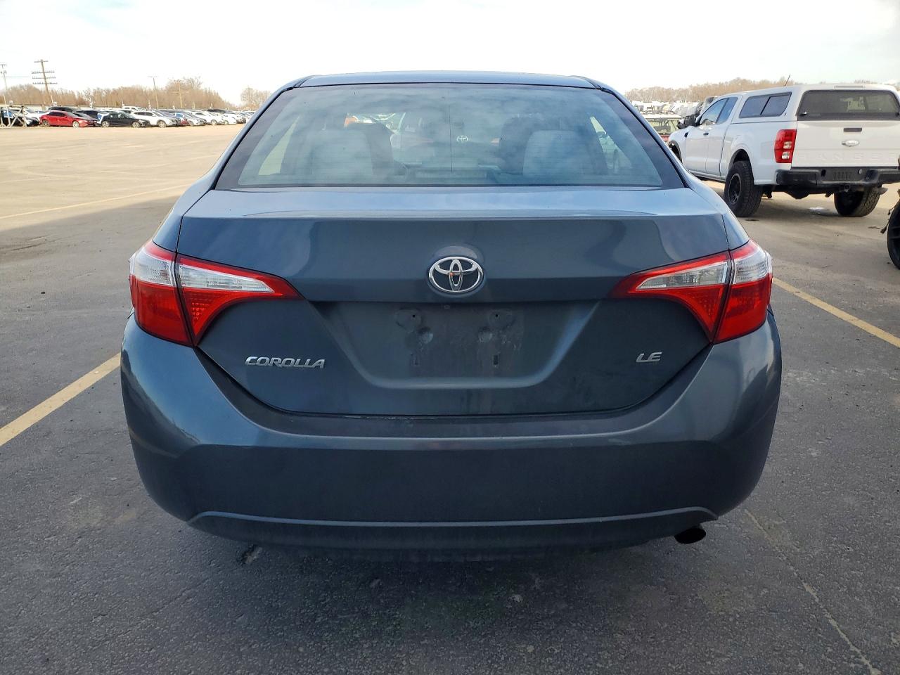 2015 TOYOTA COROLLA photo 6