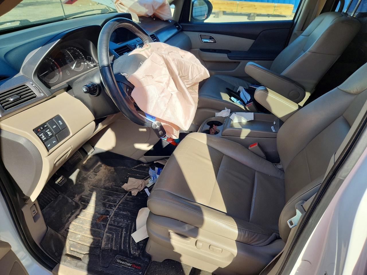 2014 HONDA ODYSSEY TOURING photo 13