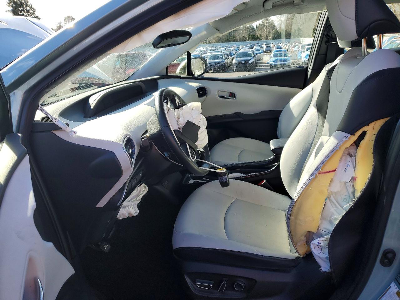 2016 TOYOTA PRIUS FOUR TOURING photo 7