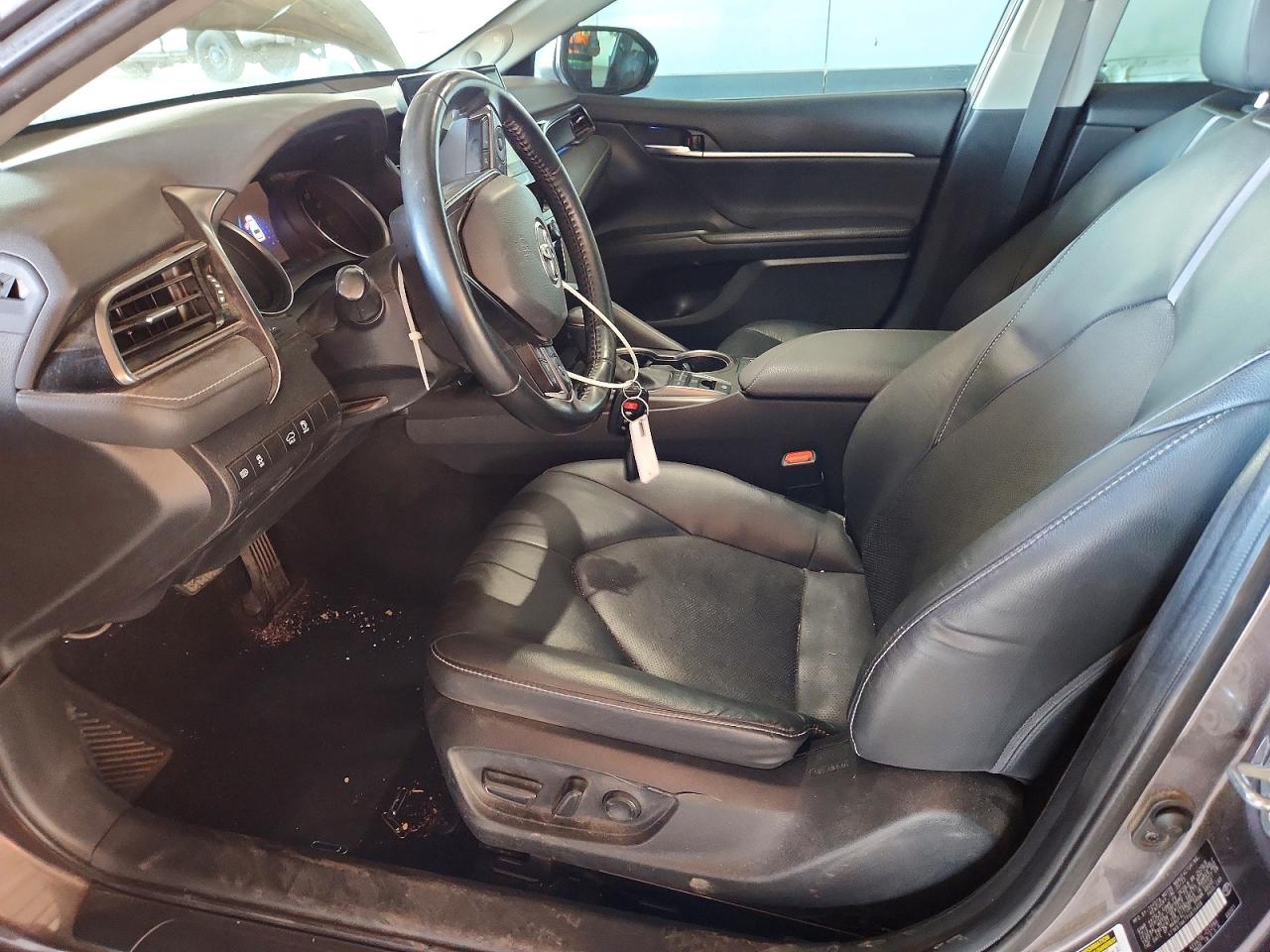 2023 TOYOTA CAMRY XSE photo 7