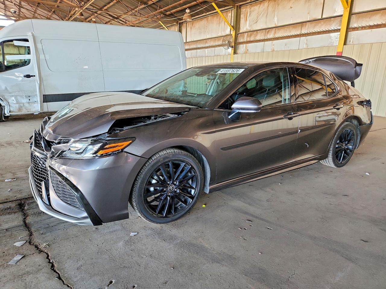 2023 TOYOTA CAMRY