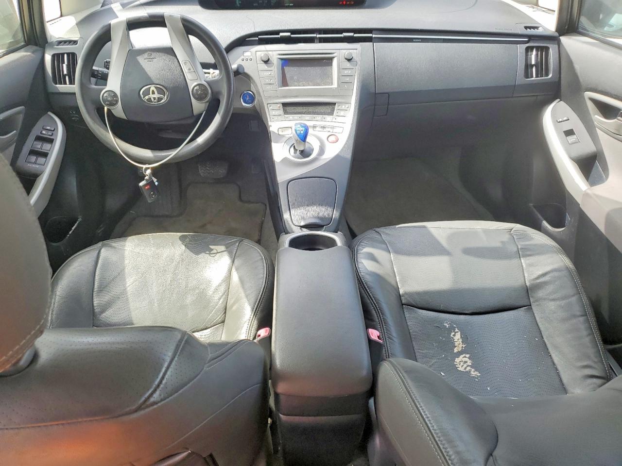 2012 TOYOTA PRIUS TWO photo 22