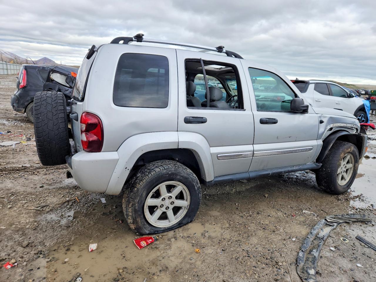 2005 JEEP LIBERTY LIMITED photo 3