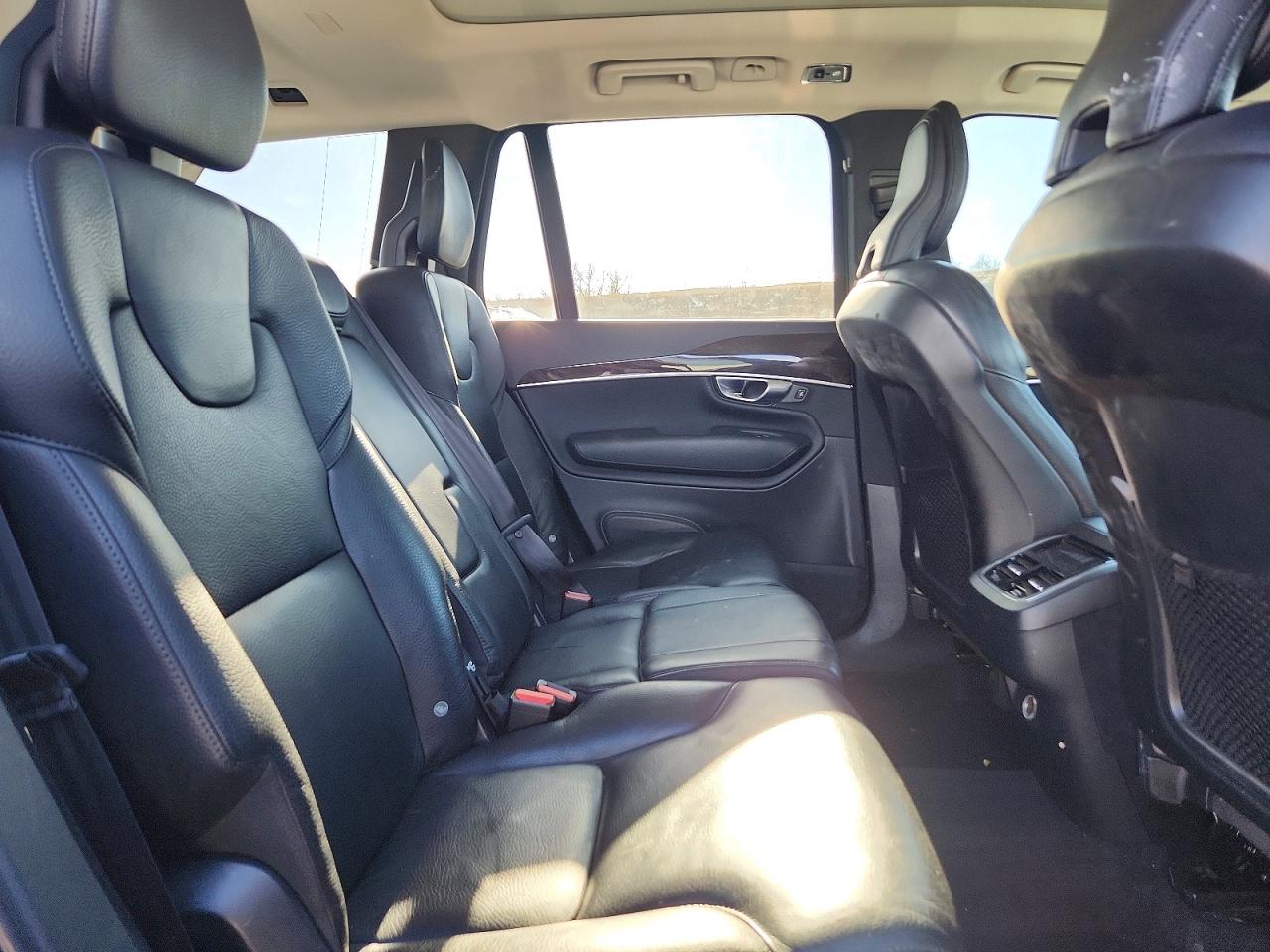 2019 VOLVO XC90 T6 MOMENTUM photo 11