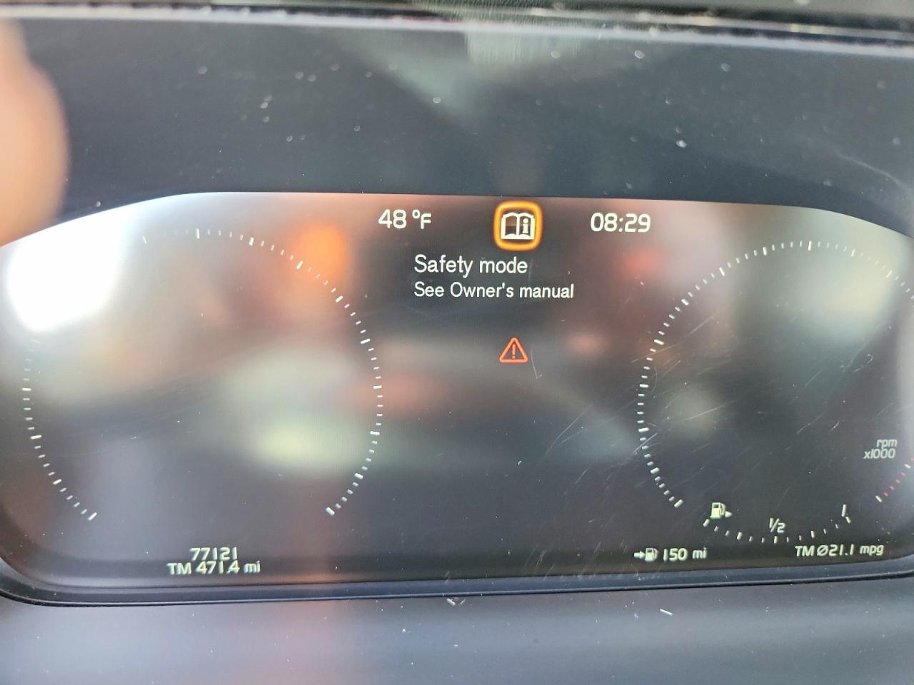 2019 VOLVO XC90 T6 MOMENTUM photo 9