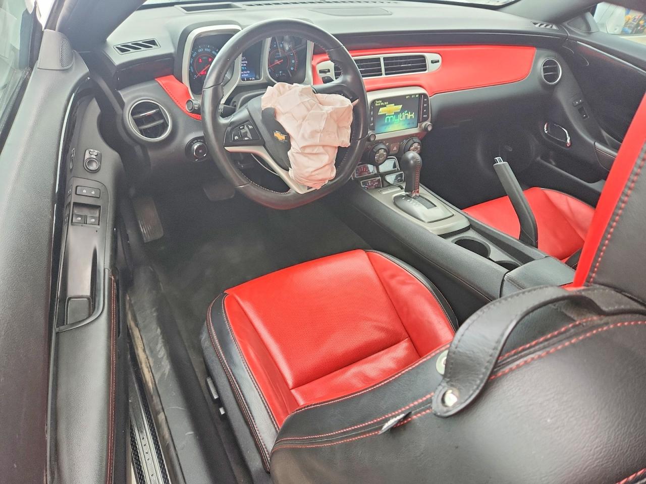 2015 CHEVROLET CAMARO 2SS photo 15
